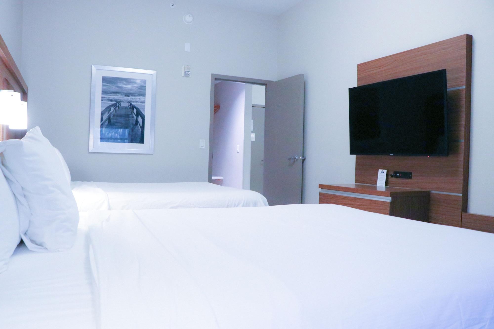 Days Inn & Suites By Wyndham Fort Myers Near Jetblue Park Εξωτερικό φωτογραφία