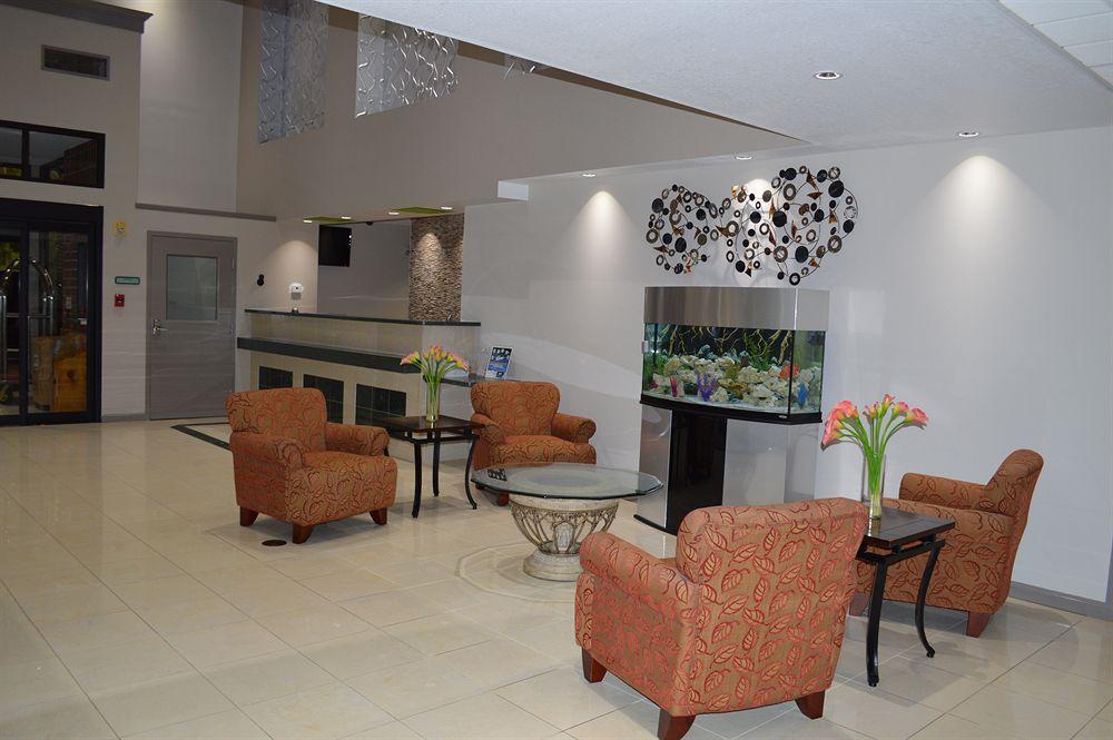 Days Inn & Suites By Wyndham Fort Myers Near Jetblue Park Εξωτερικό φωτογραφία