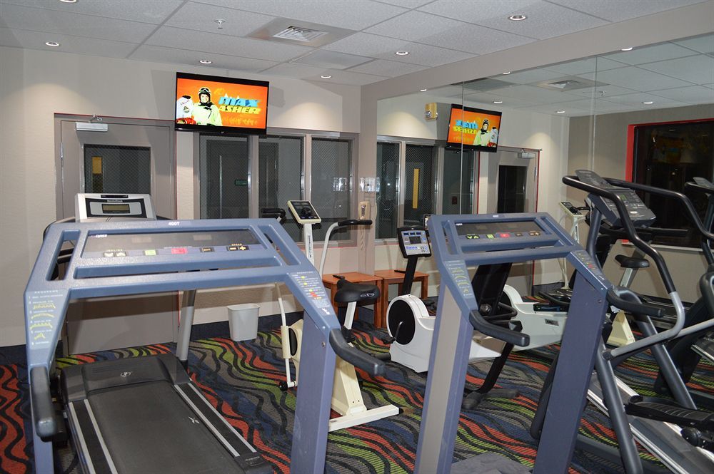 Days Inn & Suites By Wyndham Fort Myers Near Jetblue Park Εξωτερικό φωτογραφία
